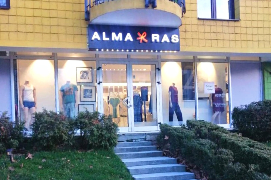 Store Image